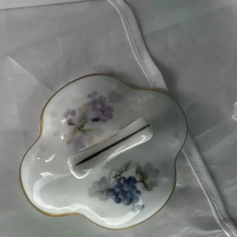 VTG Z.S.& Co Bavaria porcelain creamer and lidded sugar bowl set.